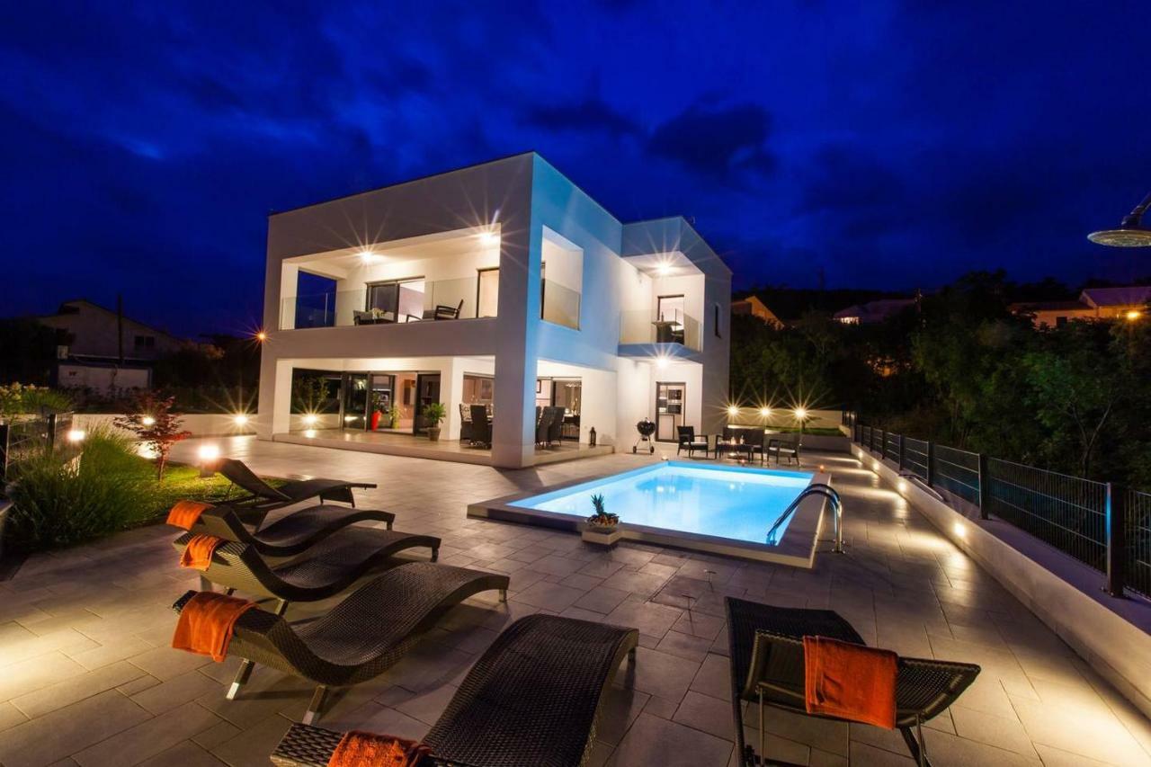 Villa Rina - Luxury Holiday Home Crikvenica Ngoại thất bức ảnh