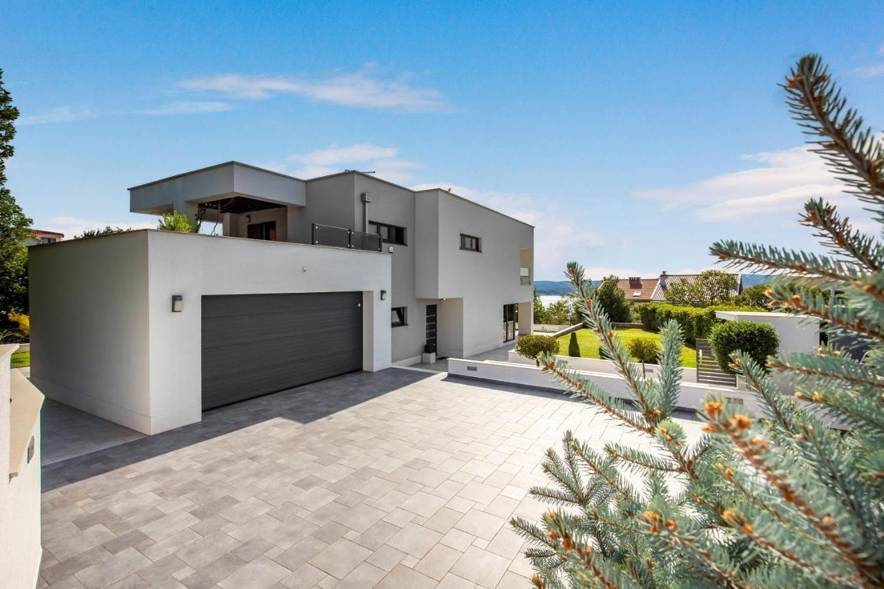 Villa Rina - Luxury Holiday Home Crikvenica Ngoại thất bức ảnh