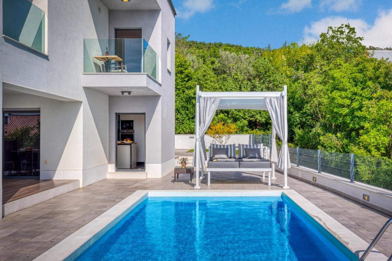Villa Rina - Luxury Holiday Home Crikvenica Ngoại thất bức ảnh