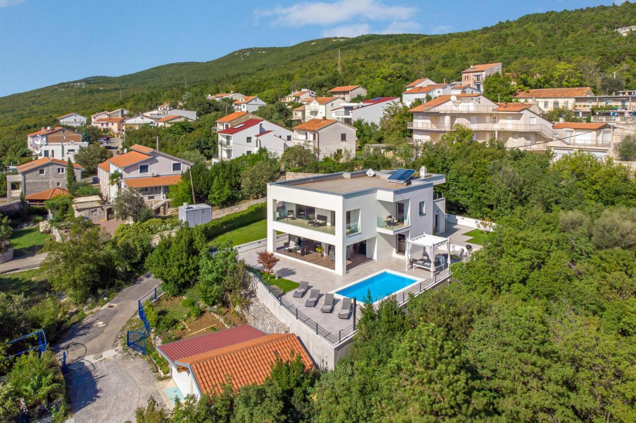 Villa Rina - Luxury Holiday Home Crikvenica Ngoại thất bức ảnh